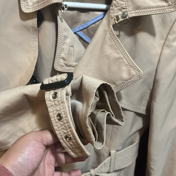 Zara Trench Coat - Picture 5 of 5